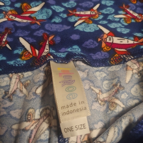 LuLaRoe Gently worn super soft airplane leggings - Picture 3 of 5